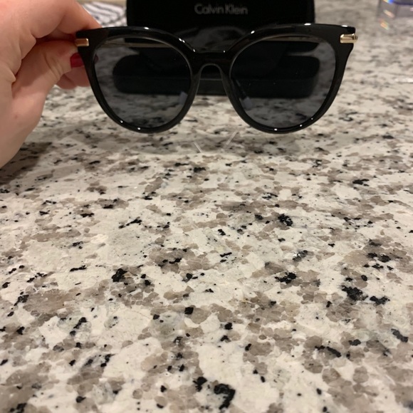 Calvin Klein Sunglasses - Picture 5 of 5